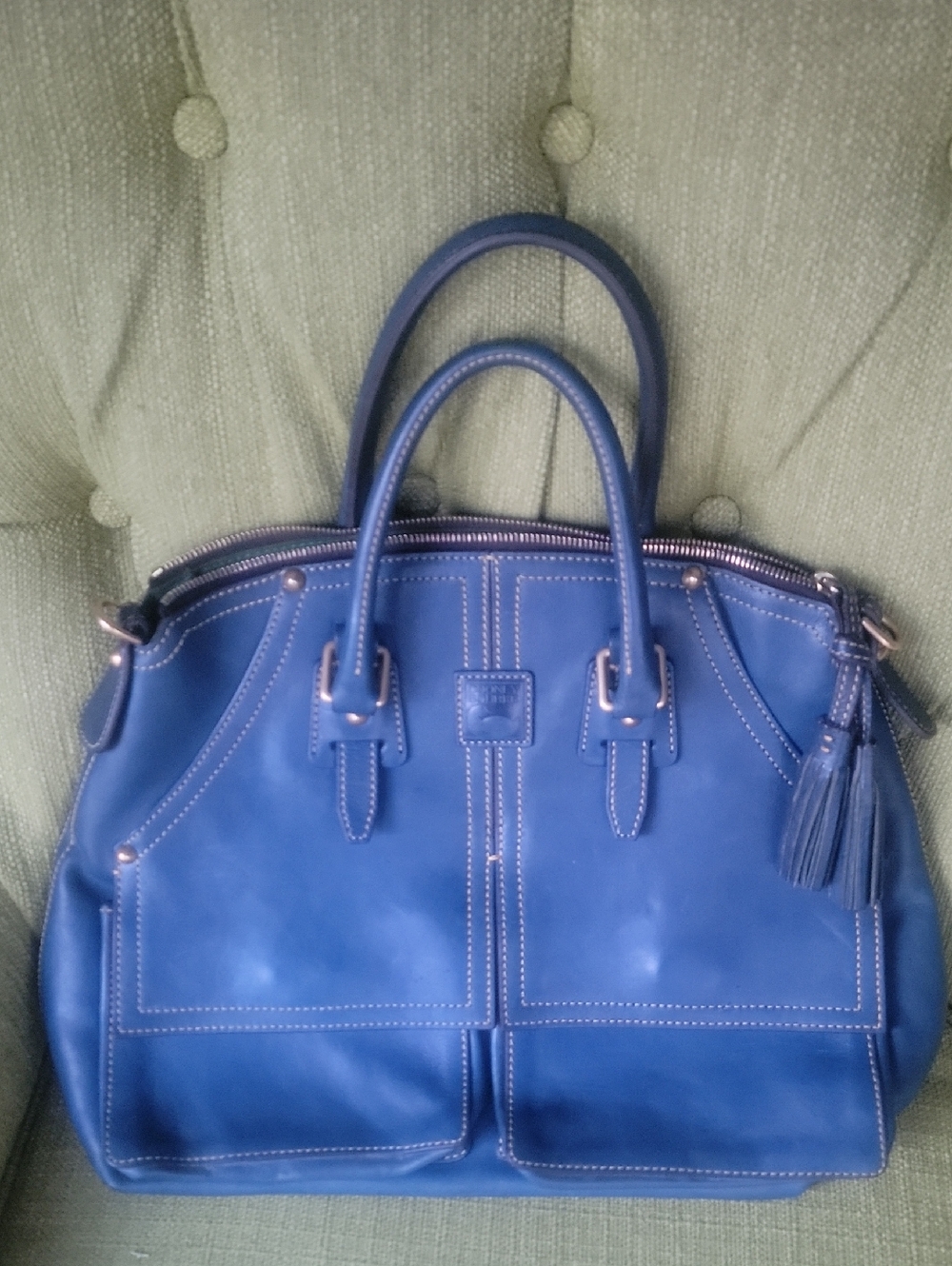 Dooney & Bourke Leather  Handbag - Women Bags
